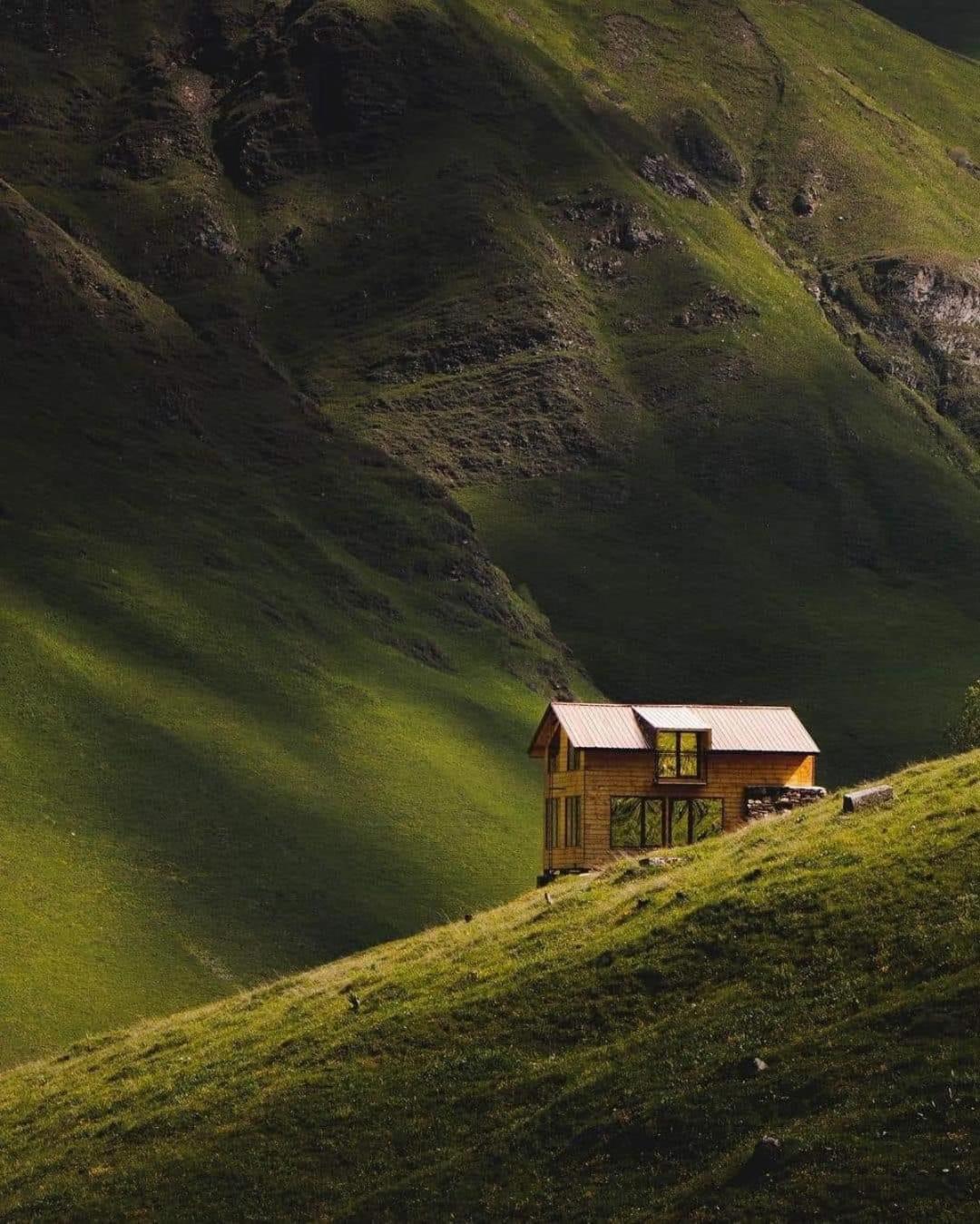 Hotel Rakursi Juta Exteriér fotografie